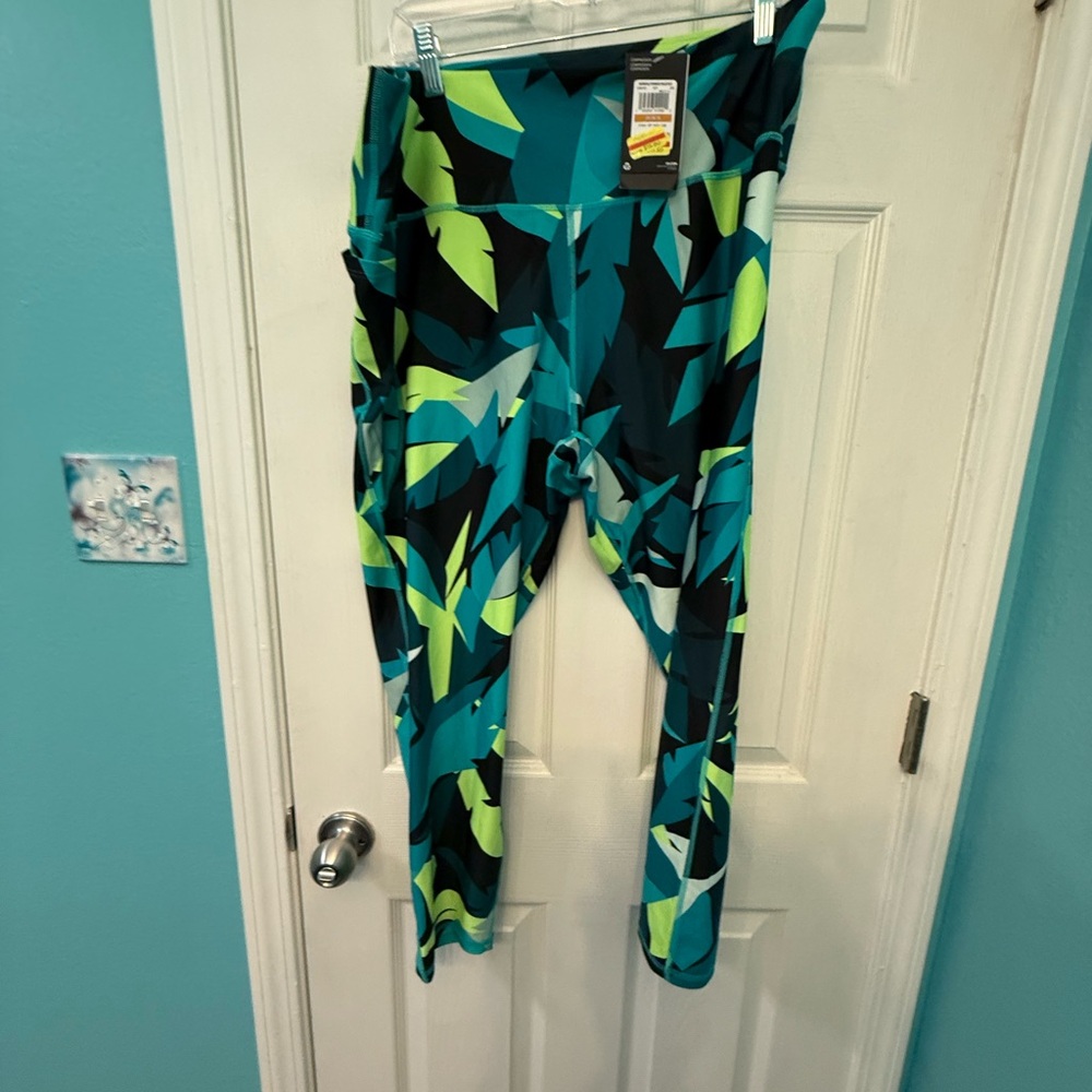 Women’s Workout Leggings/Yoga Pants - Picture 5 of 6